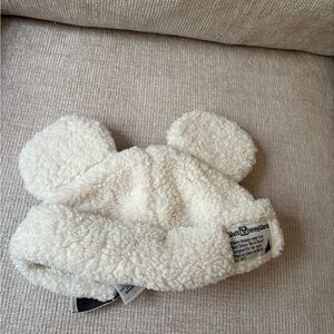 Walt Disney World Parks Cream Fuzzy Mickey Ear Hat